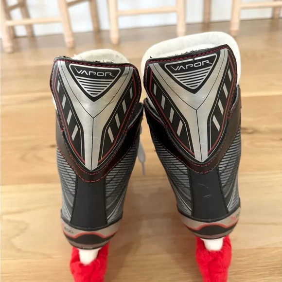 Bauer Kids Hockey Skates - Black, White, and Red - Picture 4 of 8